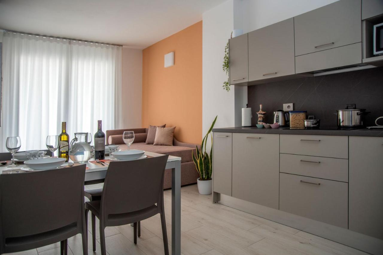 Camelot Red - Appartamenti Верона Экстерьер фото